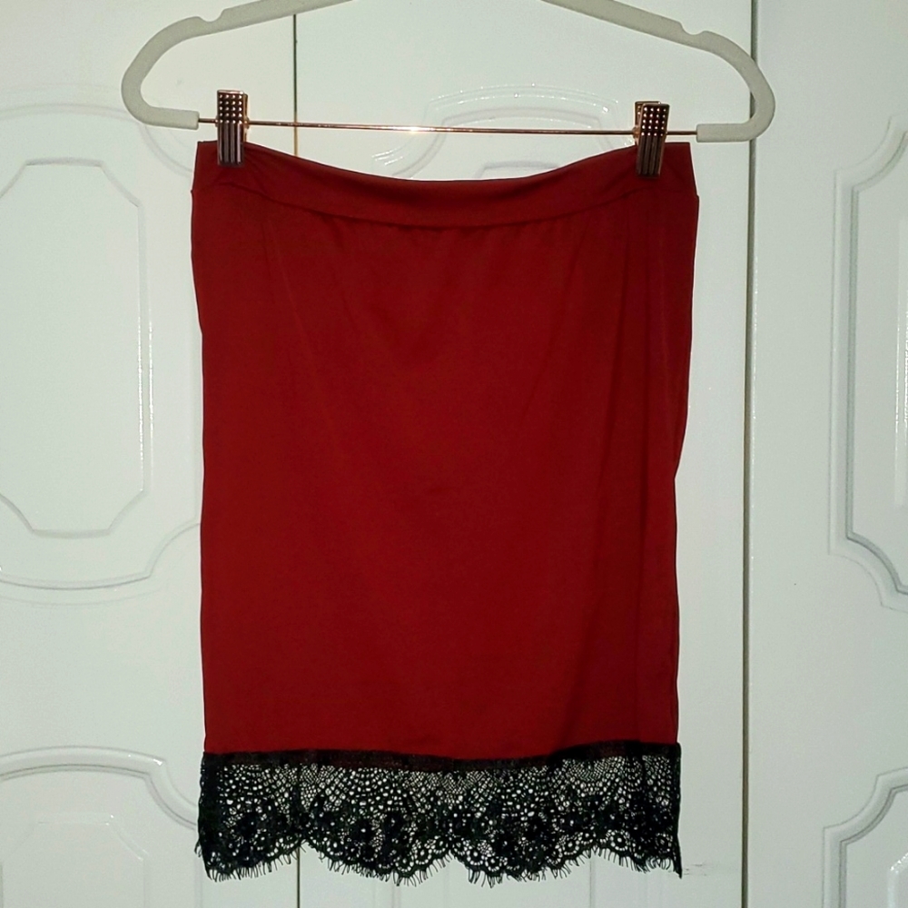 SEXY RED SKIRT